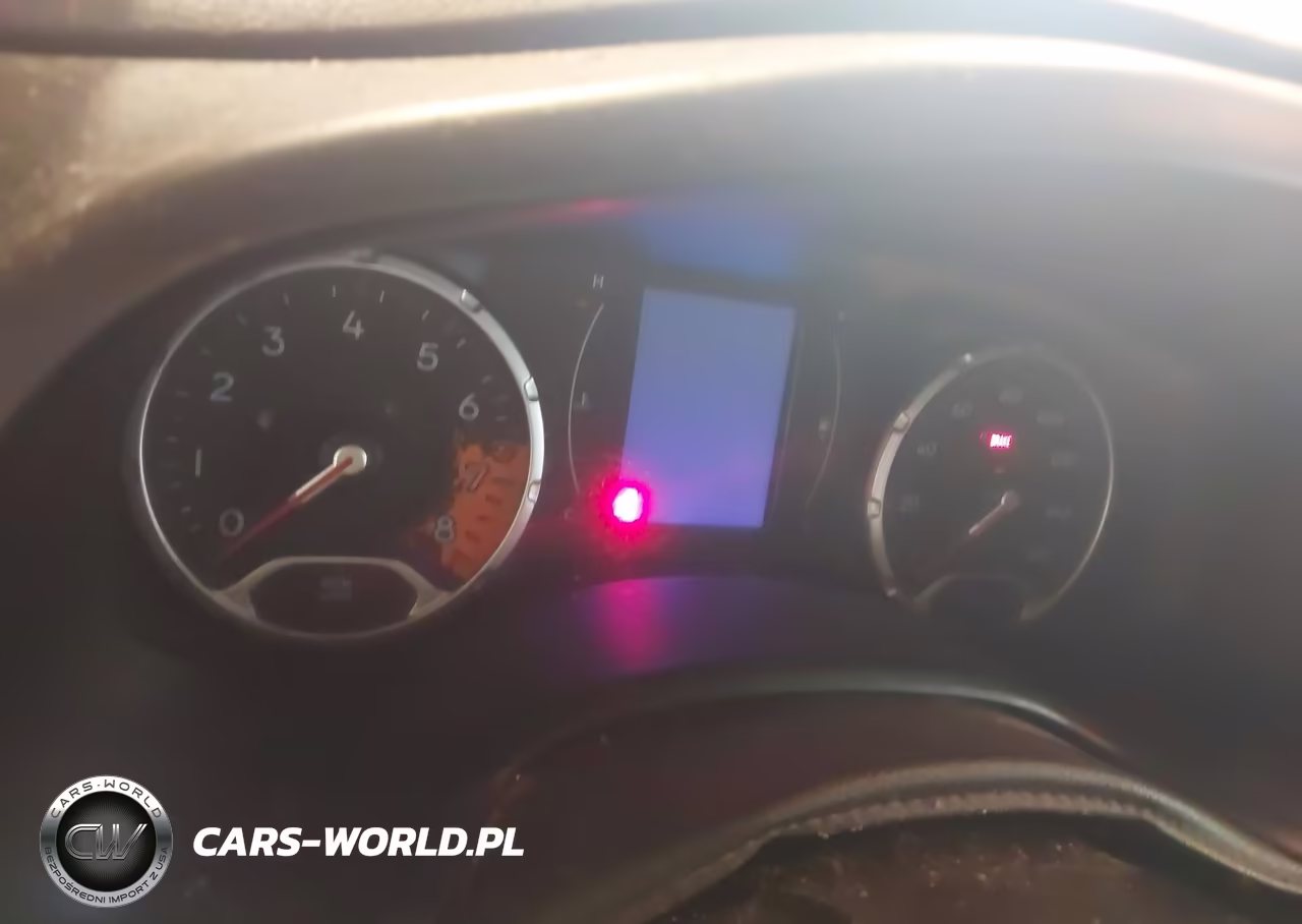 2015 Jeep Renegade Latitude VIN:ZACCJABT3FPB93836 - 7