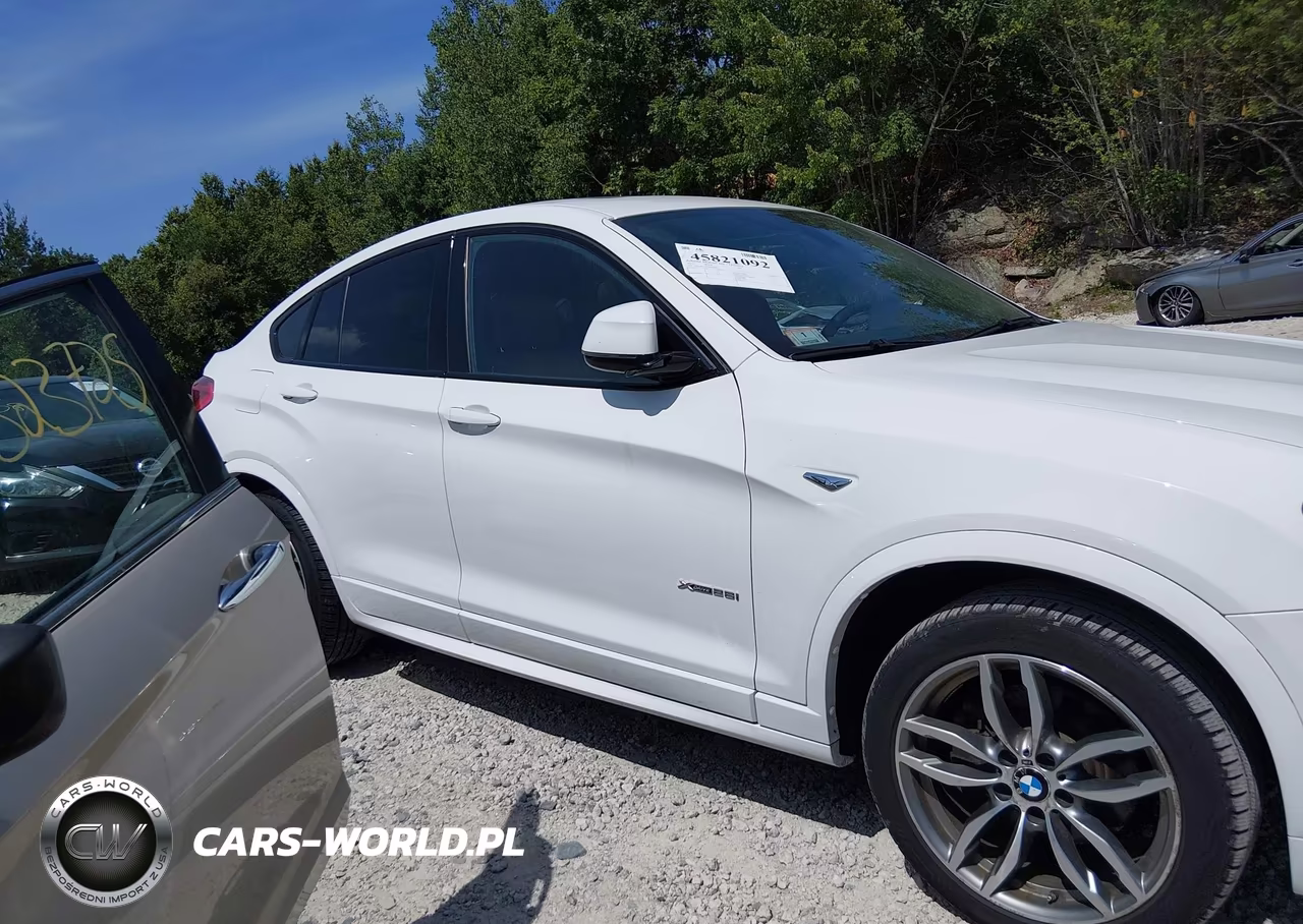 2016 BMW X4 xDrive28I VIN:5UXXW3C52G0R21067 - 13