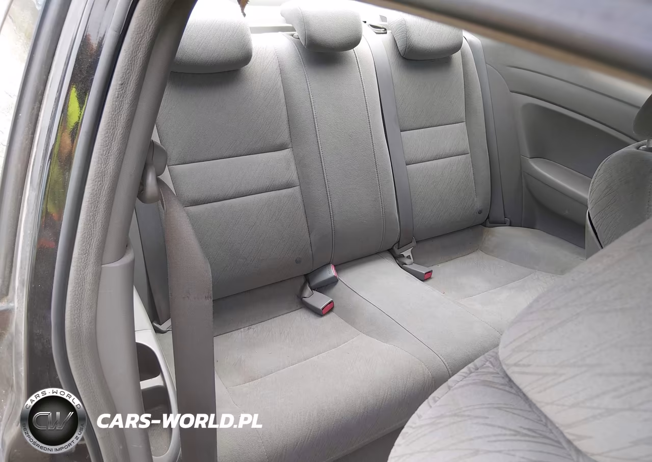 2008 Honda Civic Lx VIN:2HGFG12608H575687 - 8