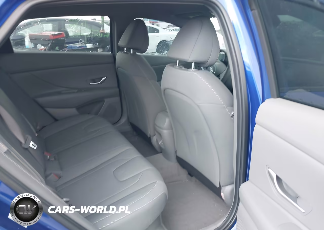 2024 Hyundai Elantra Hybrid Blue VIN:KMHLM4DJ2RU100811 - 8