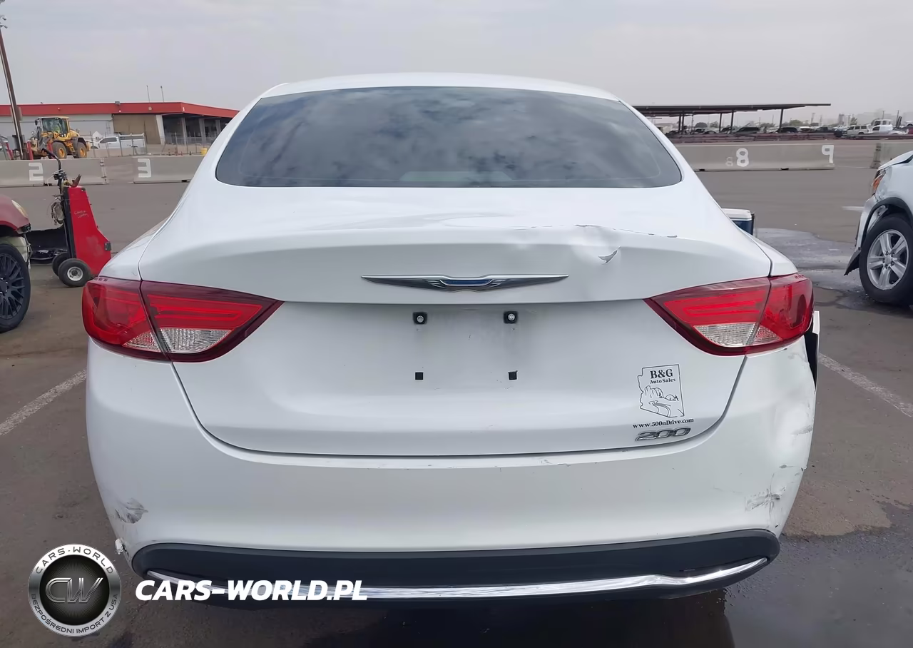 2015 Chrysler 200 Limited VIN:1C3CCCAB8FN646697 - 16