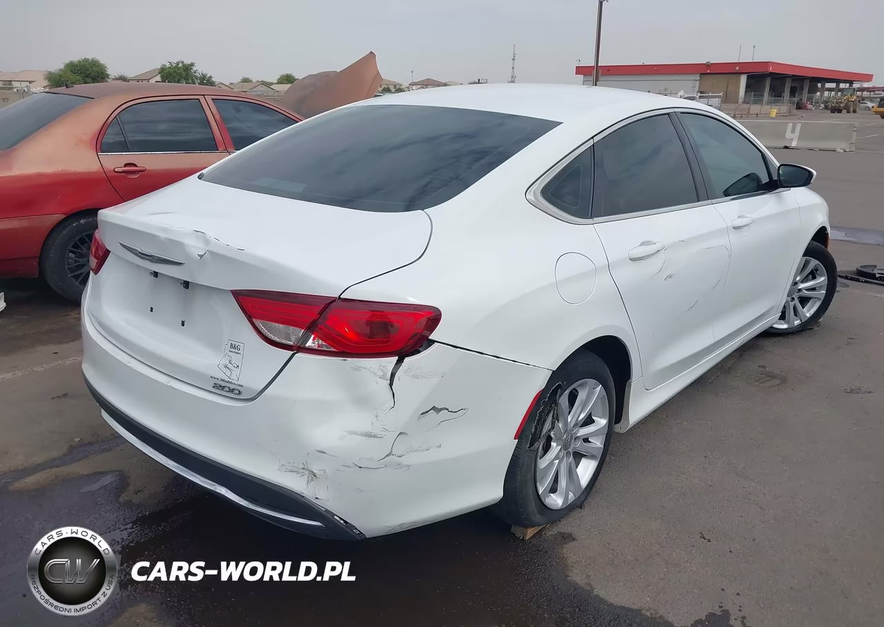 2015 Chrysler 200 Limited VIN:1C3CCCAB8FN646697 - 4