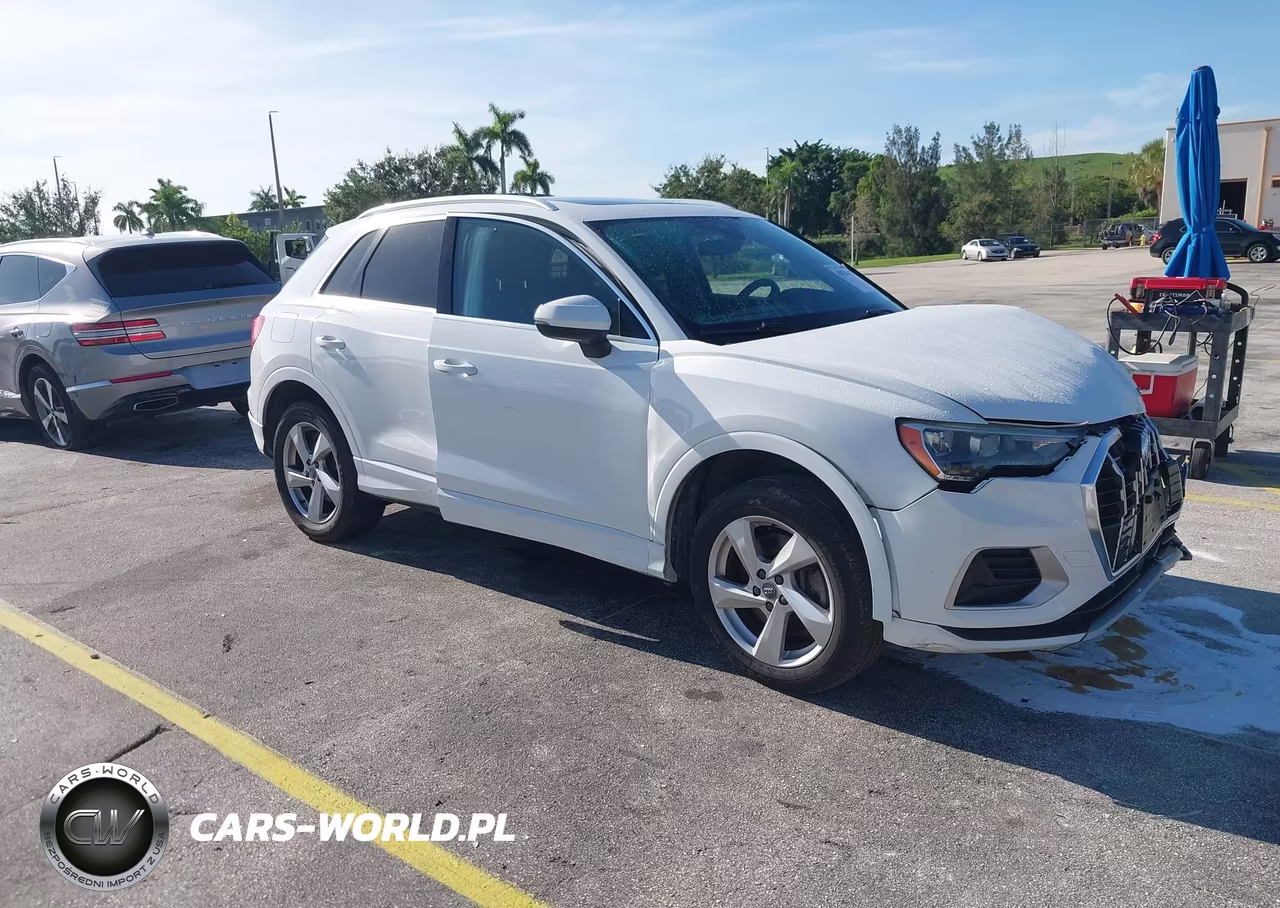 2020 Audi Q3 Premium 45 Tfsi Quattro Tiptronic – zdjęcie 1 z 17