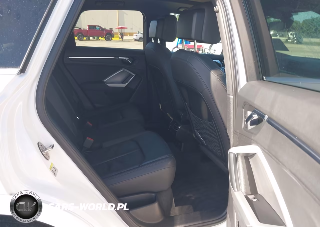2020 Audi Q3 Premium 45 Tfsi Quattro Tiptronic VIN:WA1AECF38L1027349 - 8