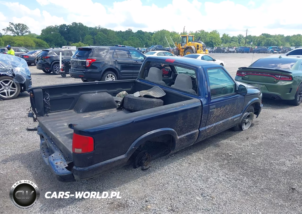 1998 Chevrolet S-10 Ls VIN:1GCCS14X7WK202352 - 4