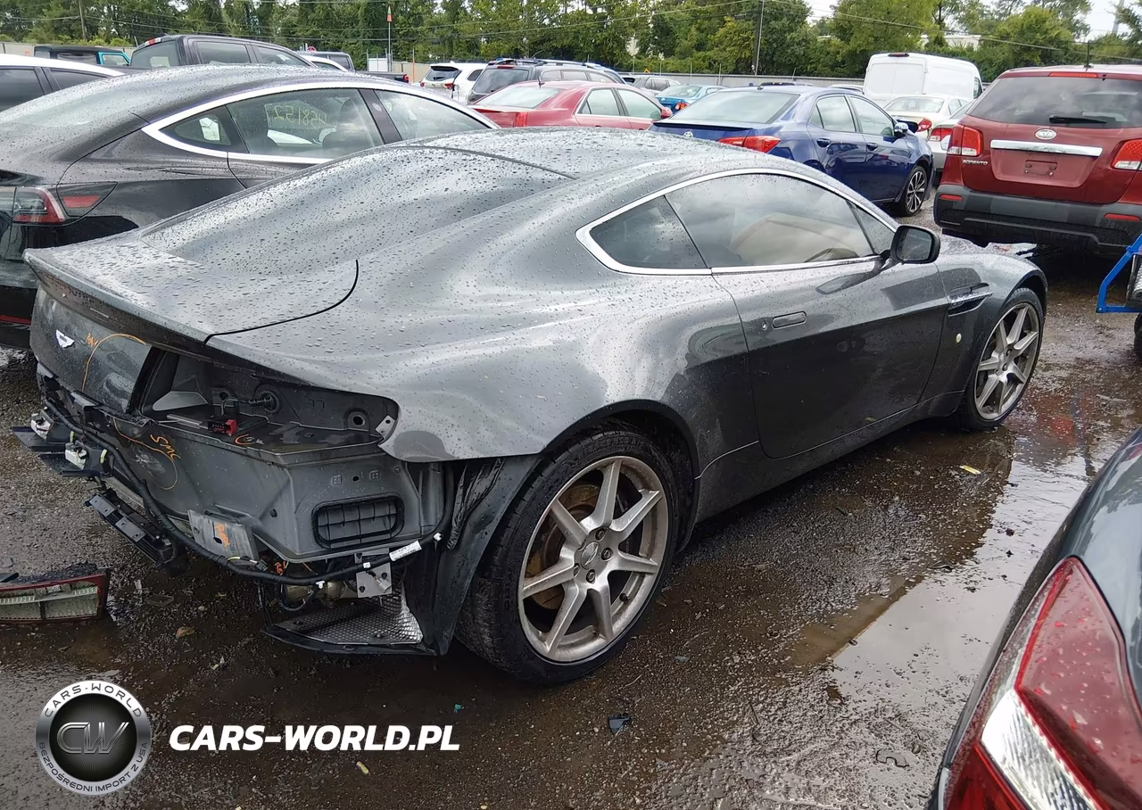 2008 Aston Martin V8 Vantage VIN:SCFBF03BX8GC09192 - 4