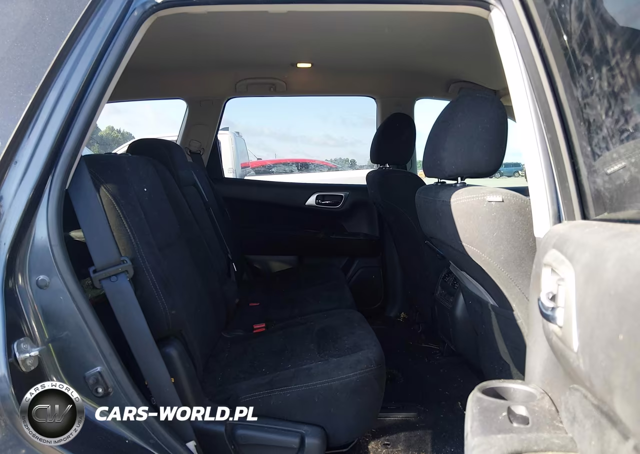 2014 Nissan Pathfinder S VIN:5N1AR2MM4EC623352 - 8