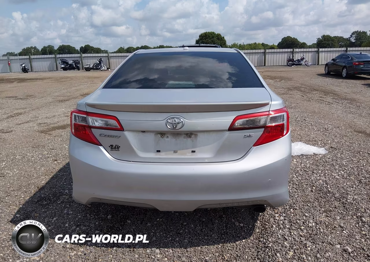 2013 Toyota Camry Se VIN:4T1BF1FK5DU673785 - 17
