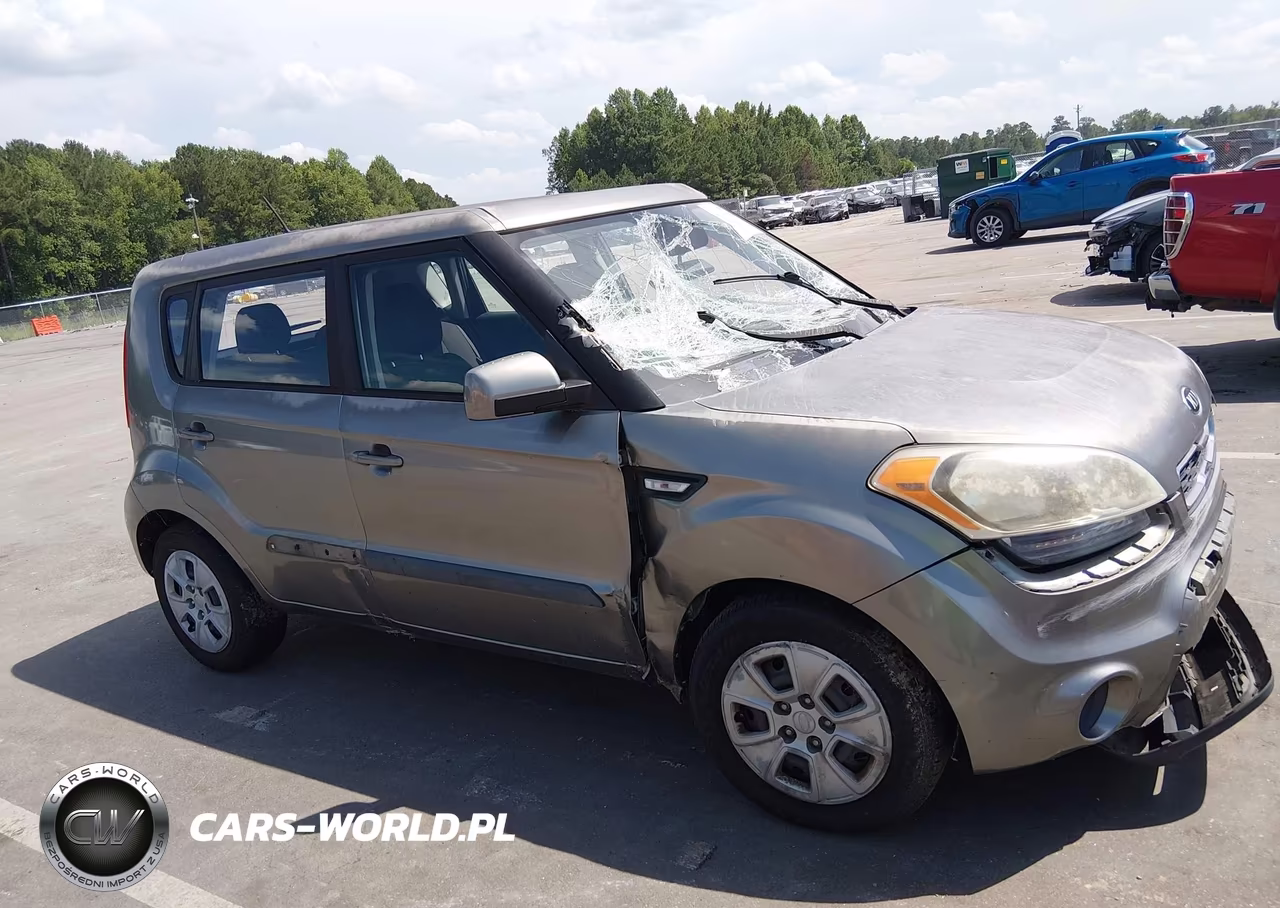 2013 Kia Soul VIN:KNDJT2A5XD7629568 - 13