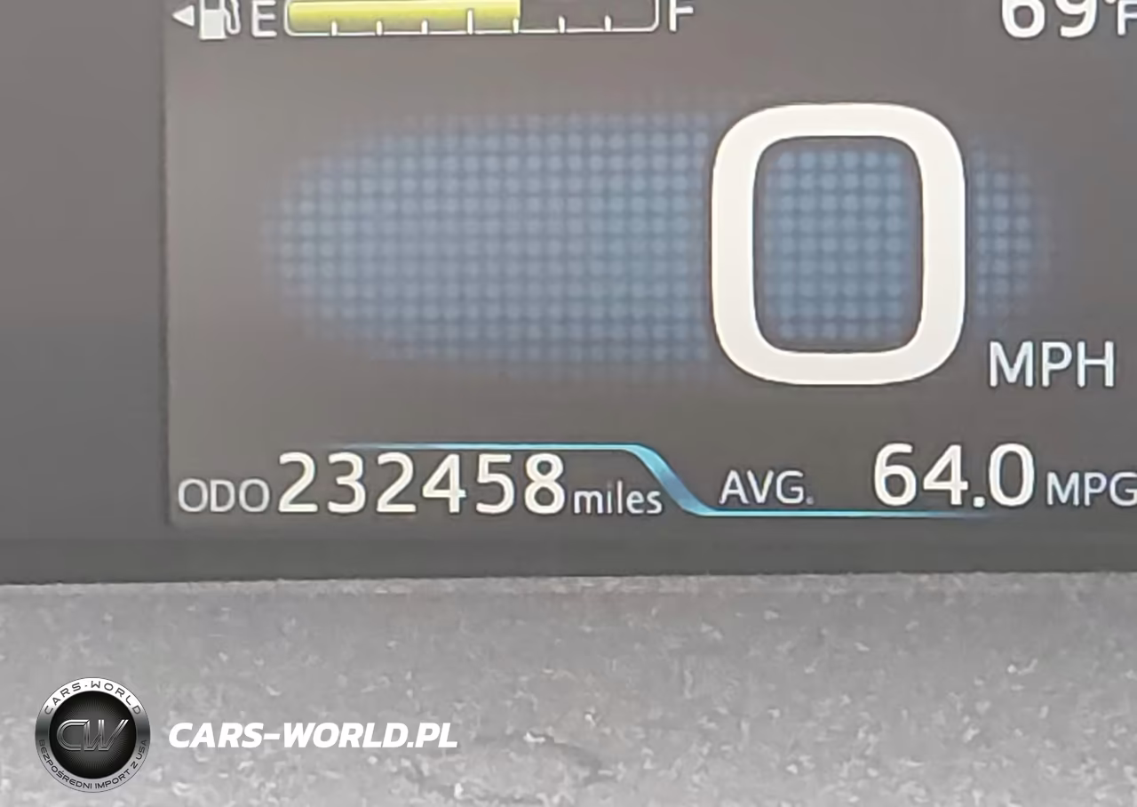 2019 Toyota Prius Le VIN:JTDKARFU7K3093413 - 16