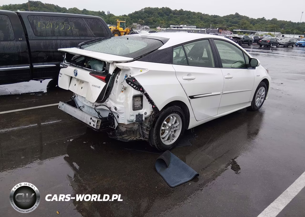 2019 Toyota Prius Le VIN:JTDKARFU7K3093413 - 4