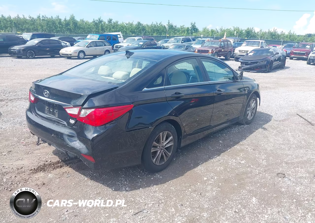 2014 Hyundai Sonata Gls VIN:5NPEB4AC9EH894073 - 4