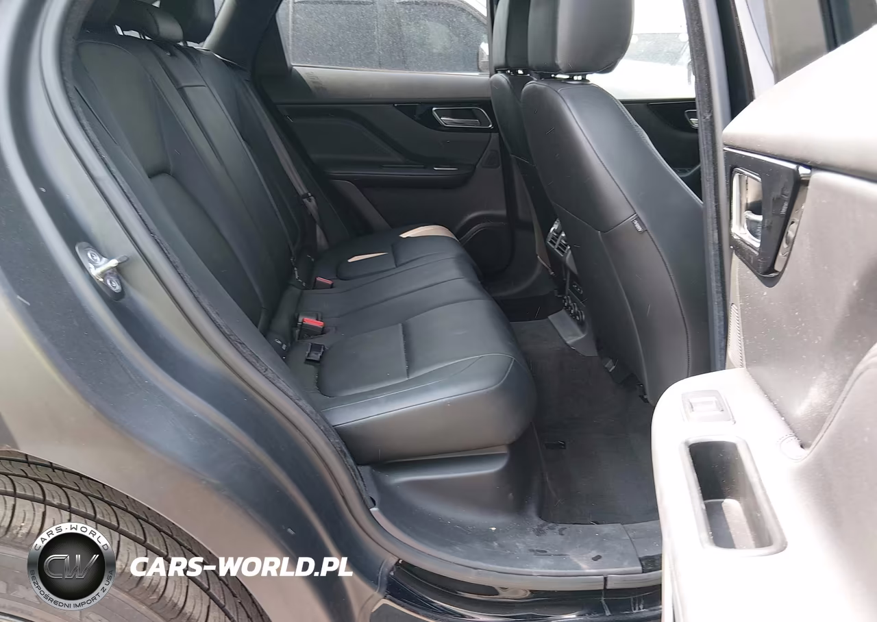 2017 Jaguar F-Pace 35T Premium VIN:SADCJ2BV6HA070093 - 8