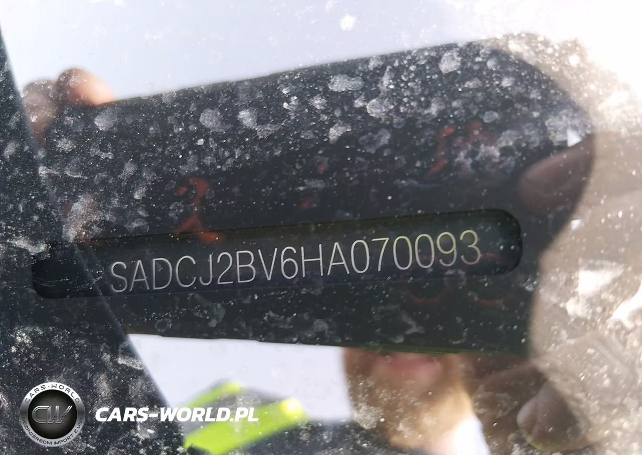 2017 Jaguar F-Pace 35T Premium VIN:SADCJ2BV6HA070093 - 9