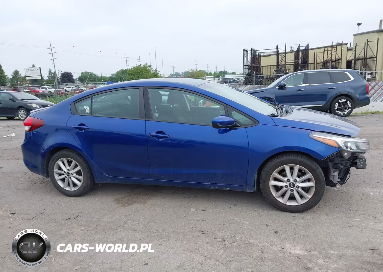 2017 Kia Forte S VIN:3KPFL4A70HE159253 - 14