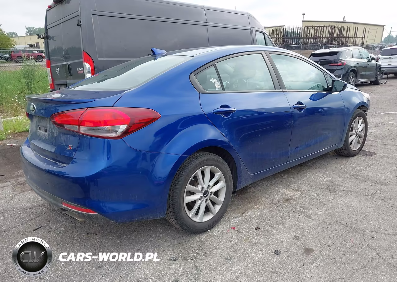 2017 Kia Forte S VIN:3KPFL4A70HE159253 - 4