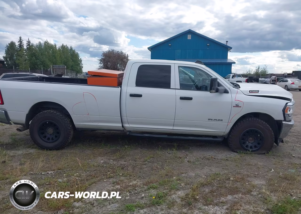 2019 Ram 2500 Tradesman 4X4 8' Box VIN:3C6UR5HL7KG682335 - 13