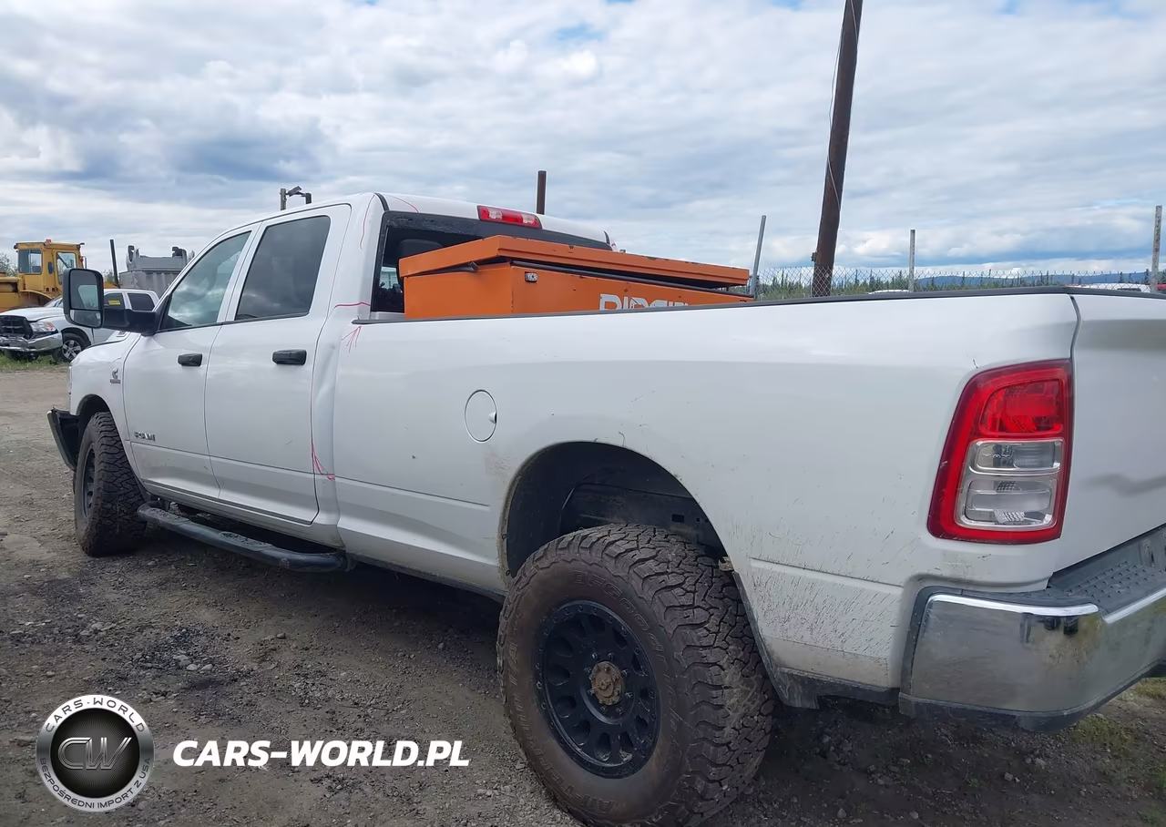 2019 Ram 2500 Tradesman 4X4 8' Box VIN:3C6UR5HL7KG682335 - 14