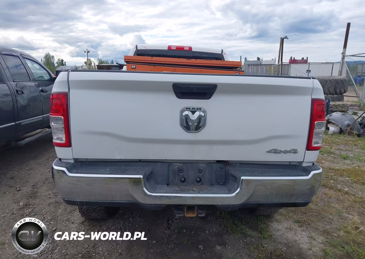 2019 Ram 2500 Tradesman 4X4 8' Box VIN:3C6UR5HL7KG682335 - 16