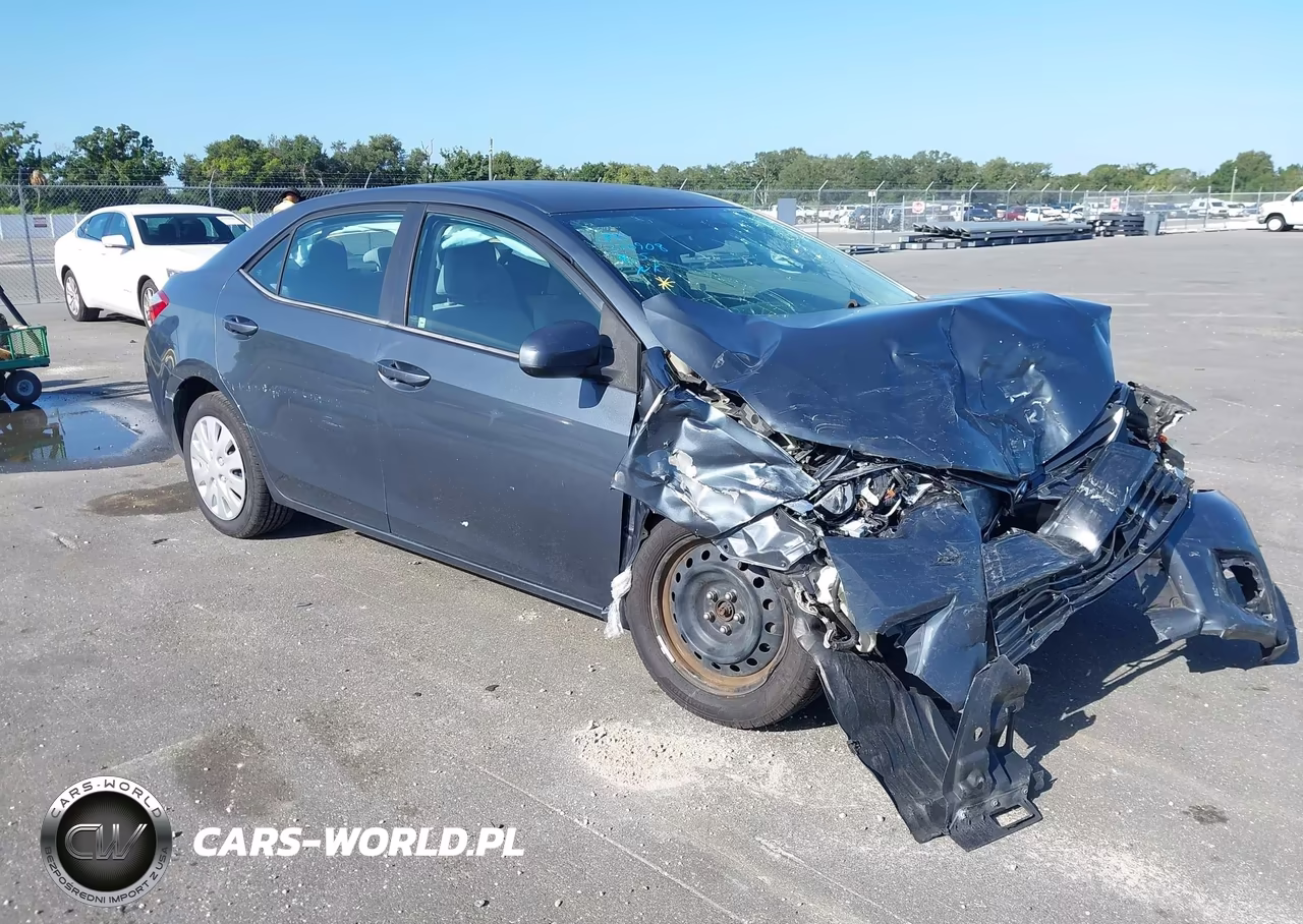 2015 Toyota Corolla Le – zdjęcie 1 z 17