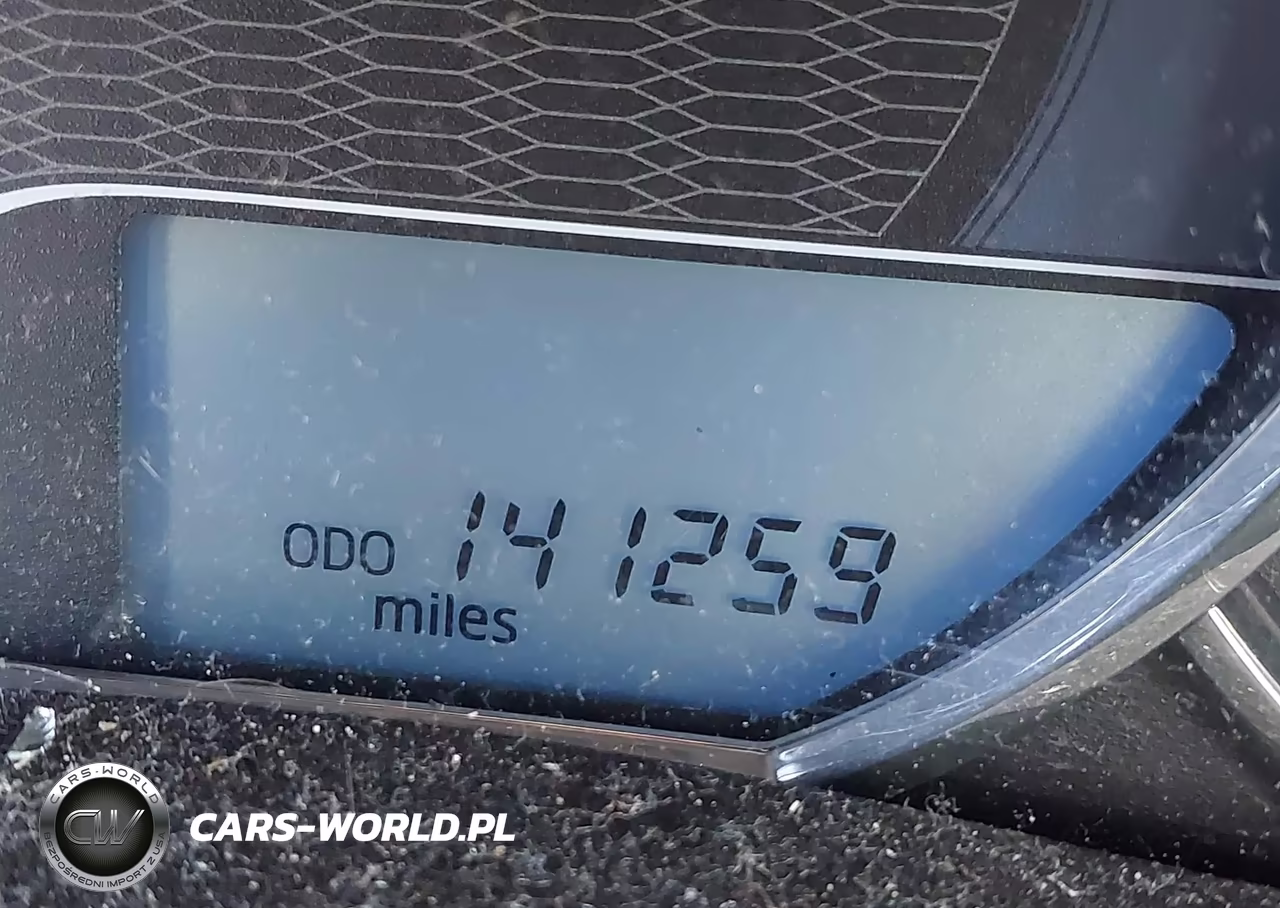 2015 Toyota Corolla Le VIN:2T1BURHE4FC274883 - 16