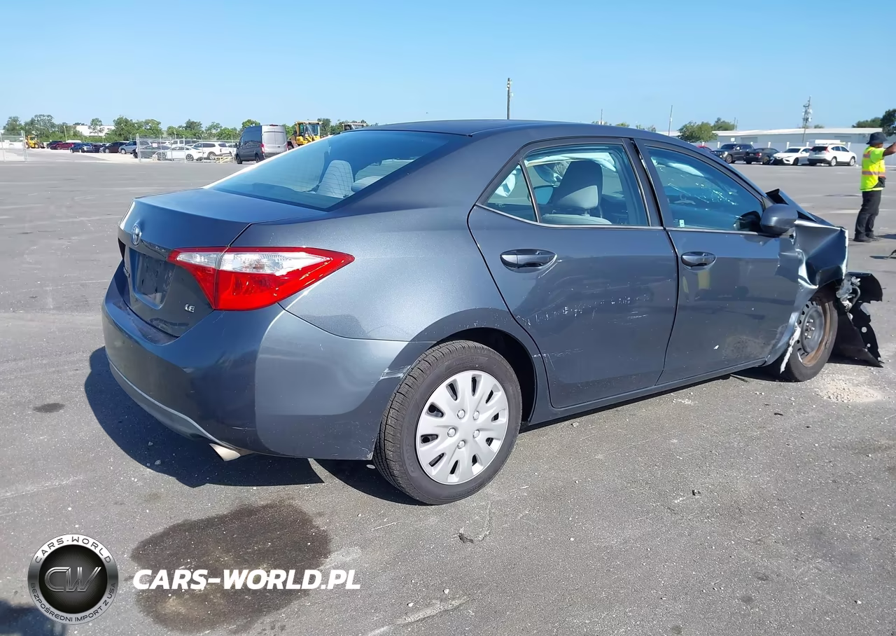 2015 Toyota Corolla Le VIN:2T1BURHE4FC274883 - 4