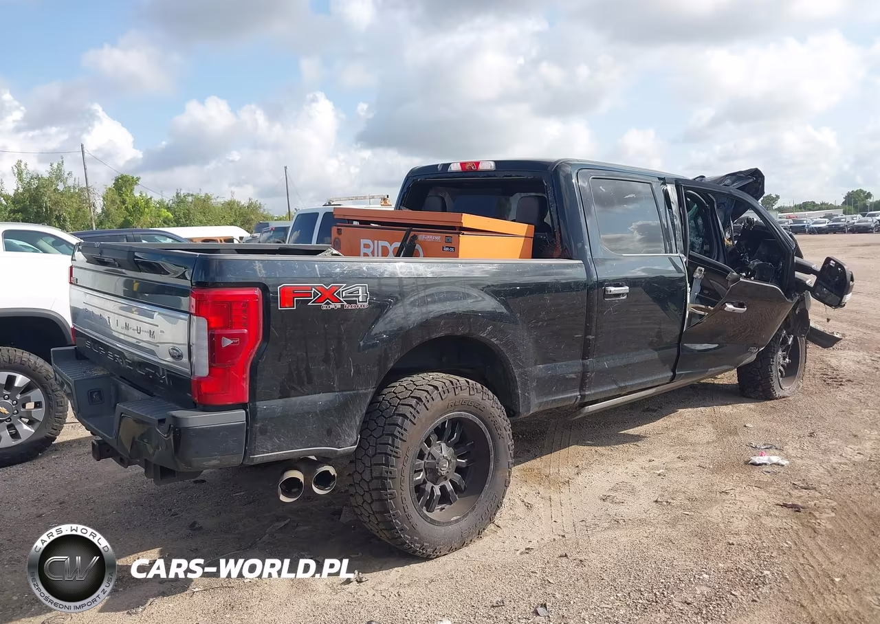 2017 Ford F-250 Platinum VIN:1FT7W2BT2HEE69959 - 4