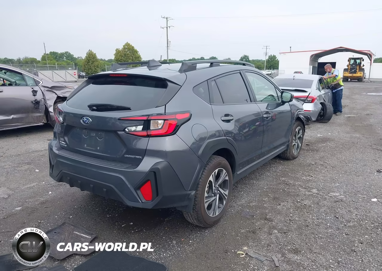 2024 Subaru Crosstrek Premium VIN:JF2GUADC9R8911683 - 4