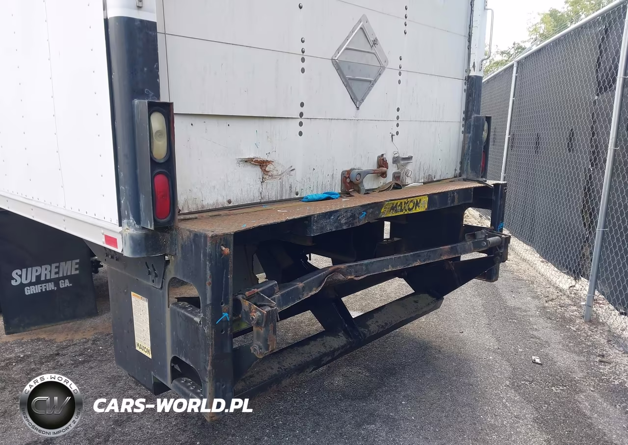 2005 Freightliner M2 106 Medium Duty VIN:1FVACWCS15HU34940 - 11