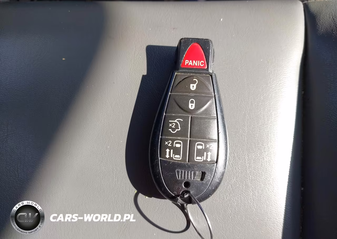 2010 Volkswagen Routan Se VIN:2V4RW3D19AR388286 - 11