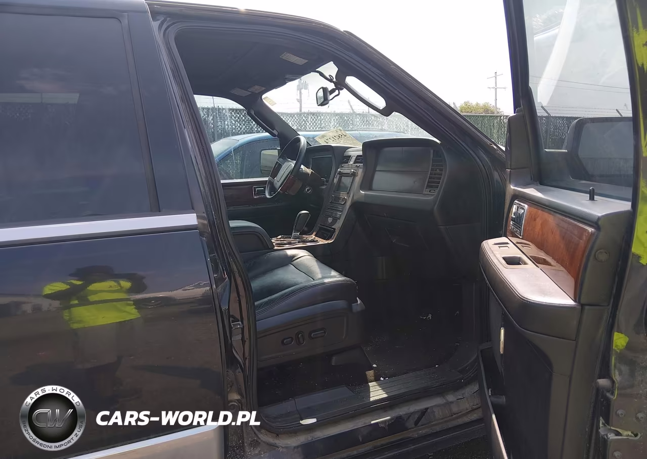 2011 Lincoln Navigator VIN:5LMJJ2H58BEJ00178 - 5
