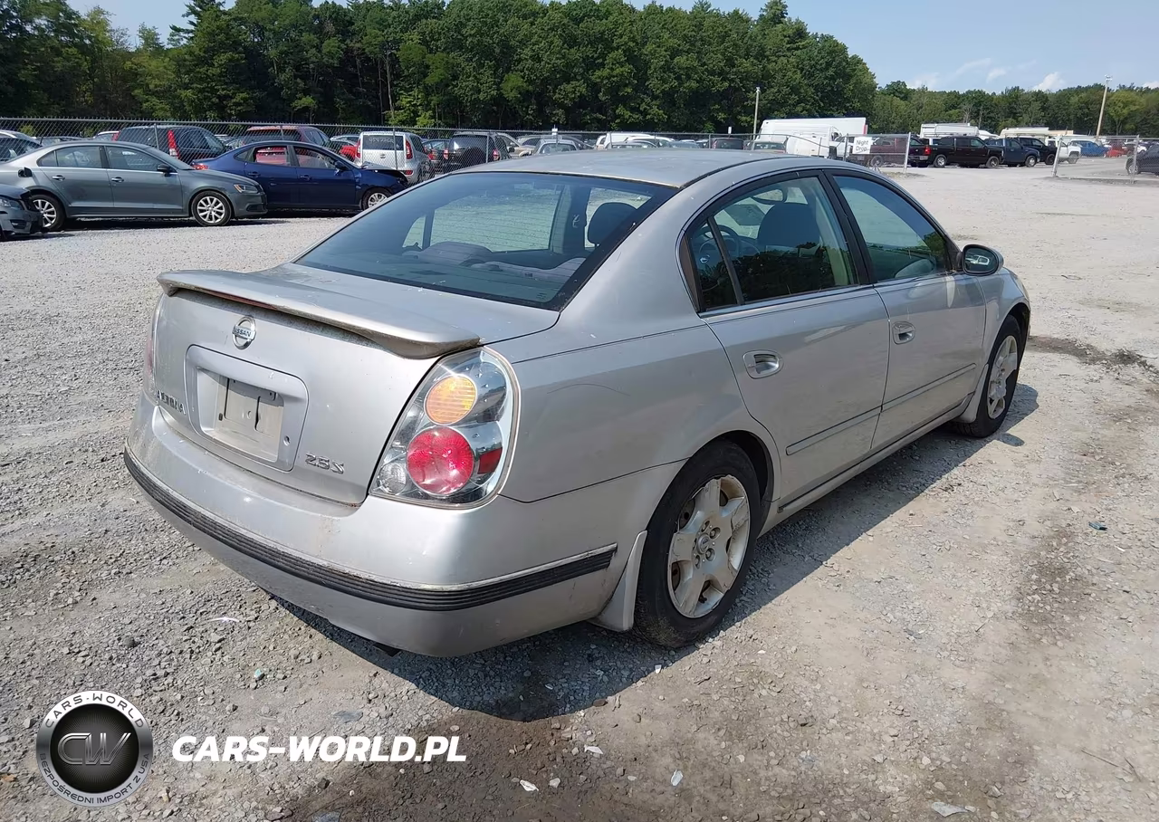 2004 Nissan Altima 2.5 S VIN:1N4AL11D04C157086 - 4