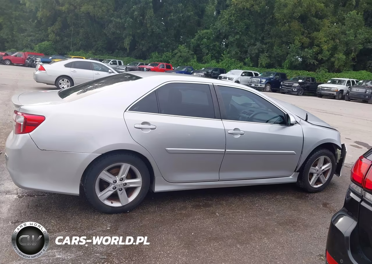 2013 Toyota Camry Se VIN:4T1BF1FK5DU266680 - 13