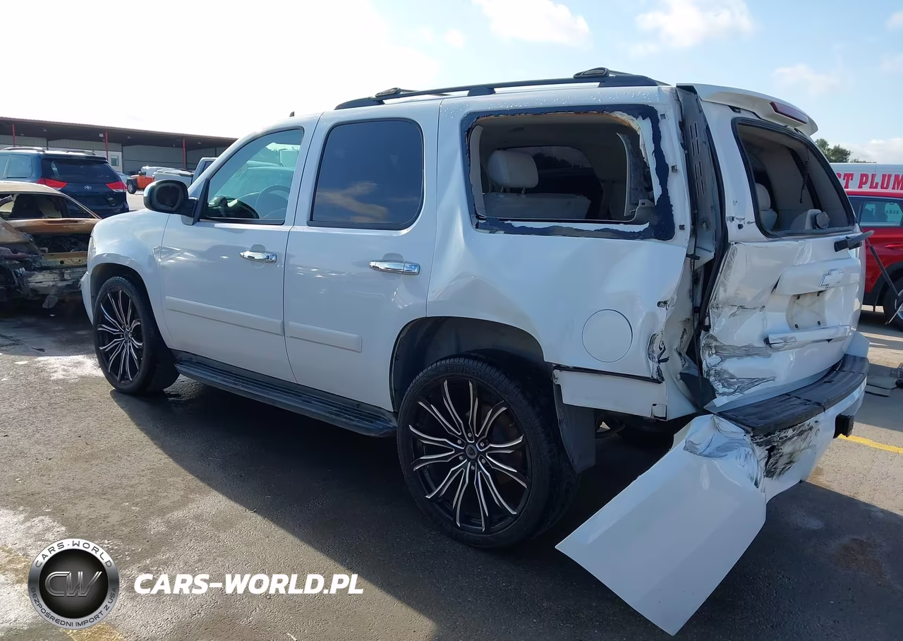 2009 Chevrolet Tahoe Lt2 VIN:1GNFC230X9R157852 - 3