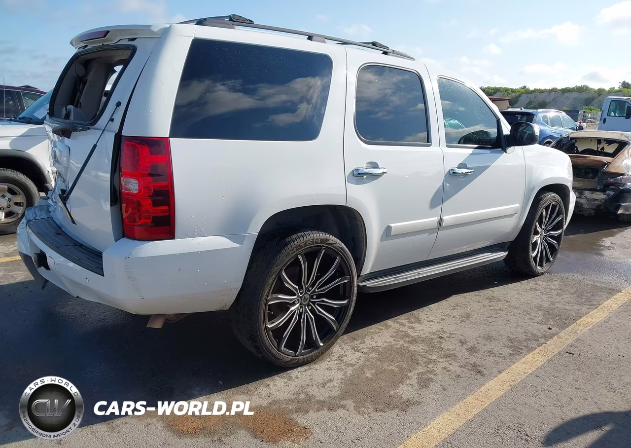 2009 Chevrolet Tahoe Lt2 VIN:1GNFC230X9R157852 - 4