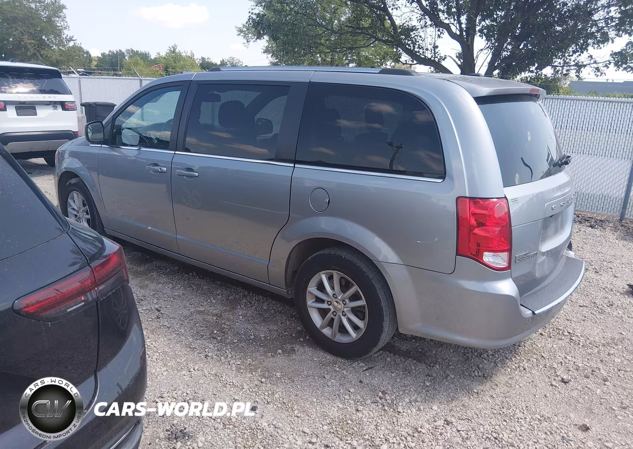 2019 Dodge Grand Caravan Sxt VIN:2C4RDGCG8KR774325 - 3