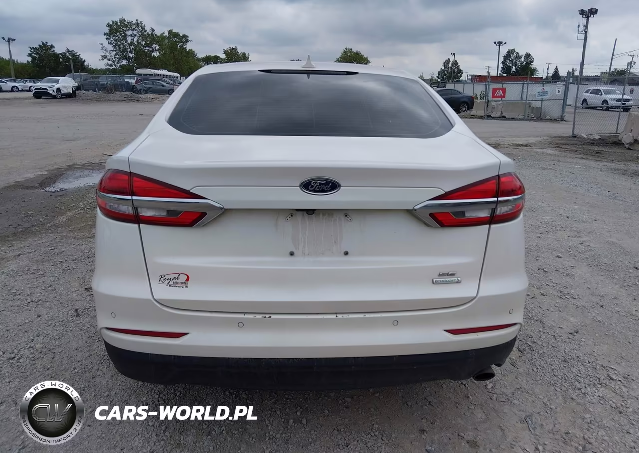 2020 Ford Fusion Se VIN:3FA6P0HD5LR110565 - 16