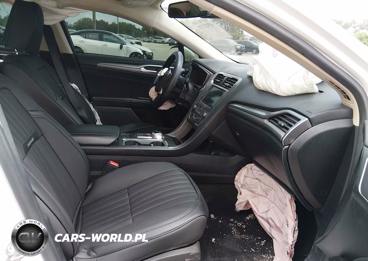 2020 Ford Fusion Se VIN:3FA6P0HD5LR110565 - 5
