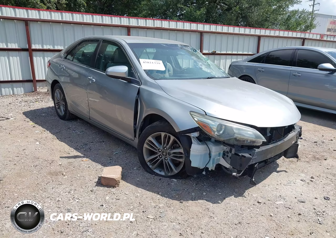 2016 Toyota Camry Se – zdjęcie 1 z 16