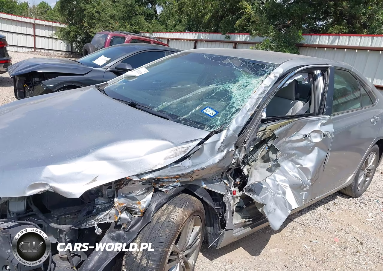 2016 Toyota Camry Se VIN:4T1BF1FK8GU596348 - 10