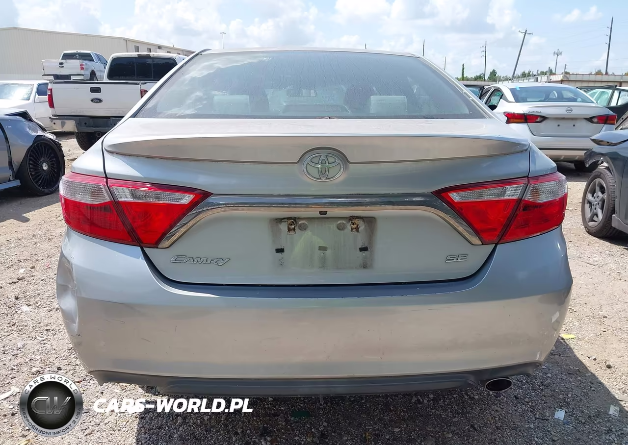 2016 Toyota Camry Se VIN:4T1BF1FK8GU596348 - 16
