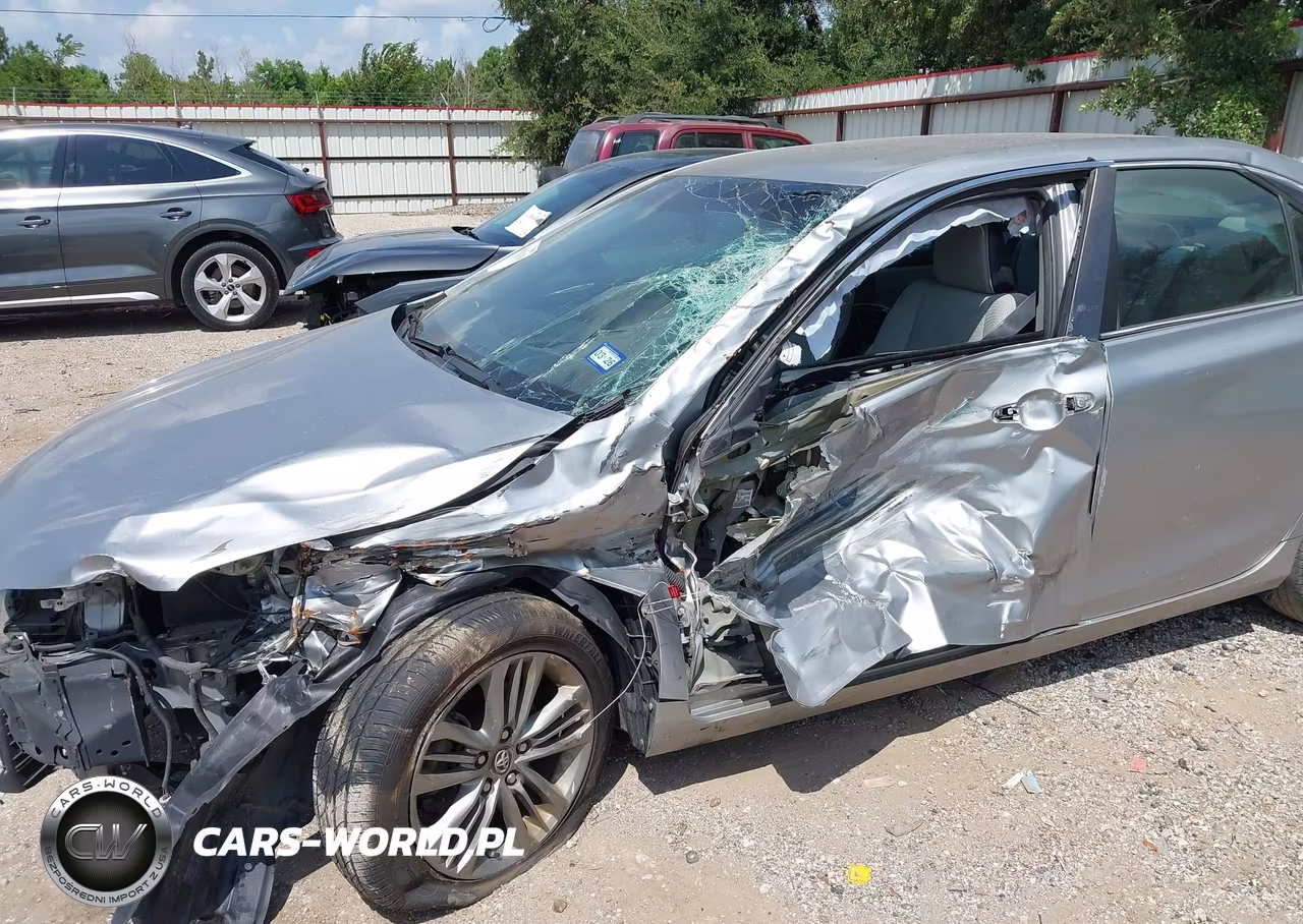 2016 Toyota Camry Se VIN:4T1BF1FK8GU596348 - 6