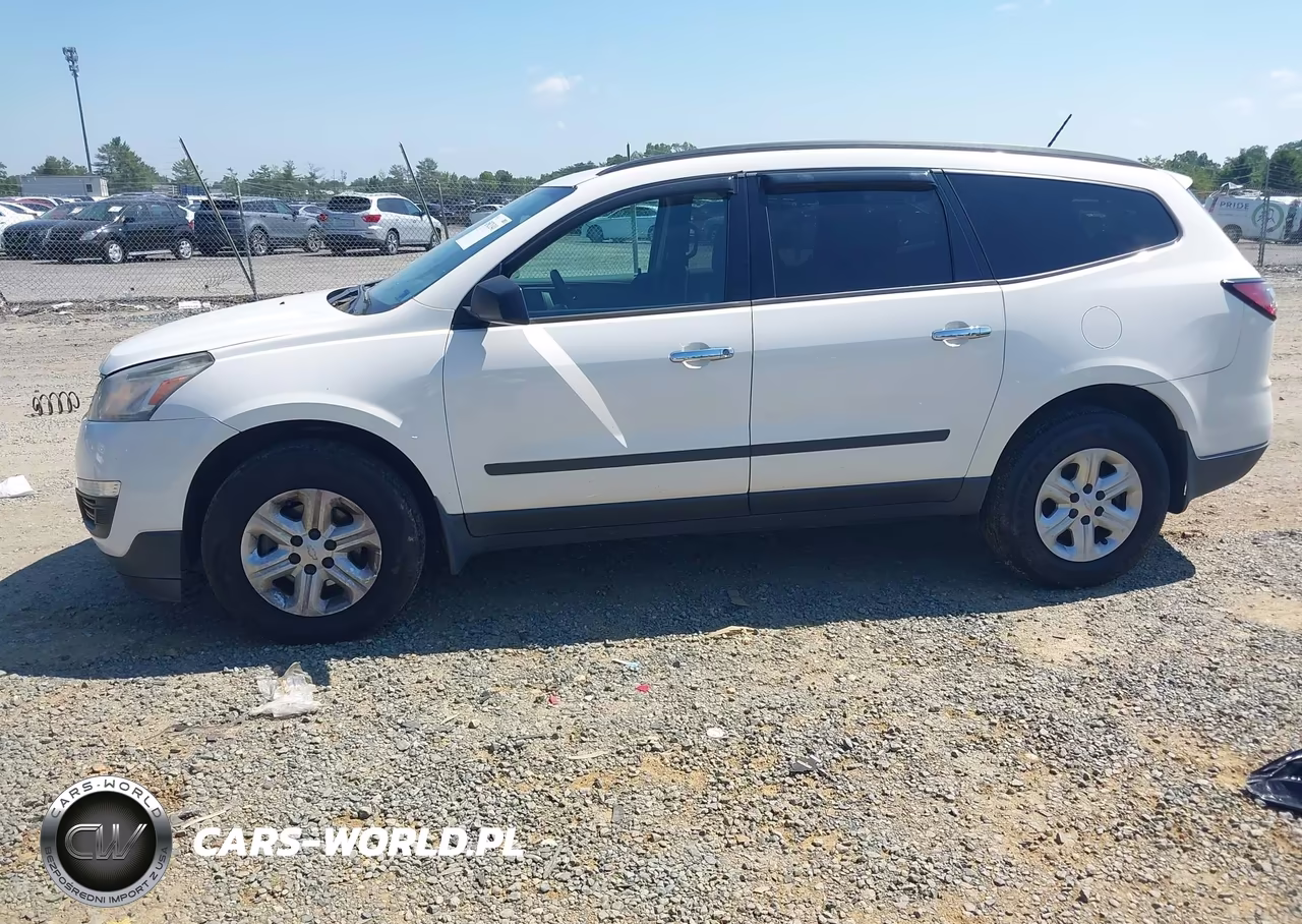 2015 Chevrolet Traverse Ls VIN:1GNKRFED9FJ308002 - 2