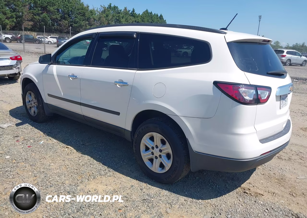 2015 Chevrolet Traverse Ls VIN:1GNKRFED9FJ308002 - 3