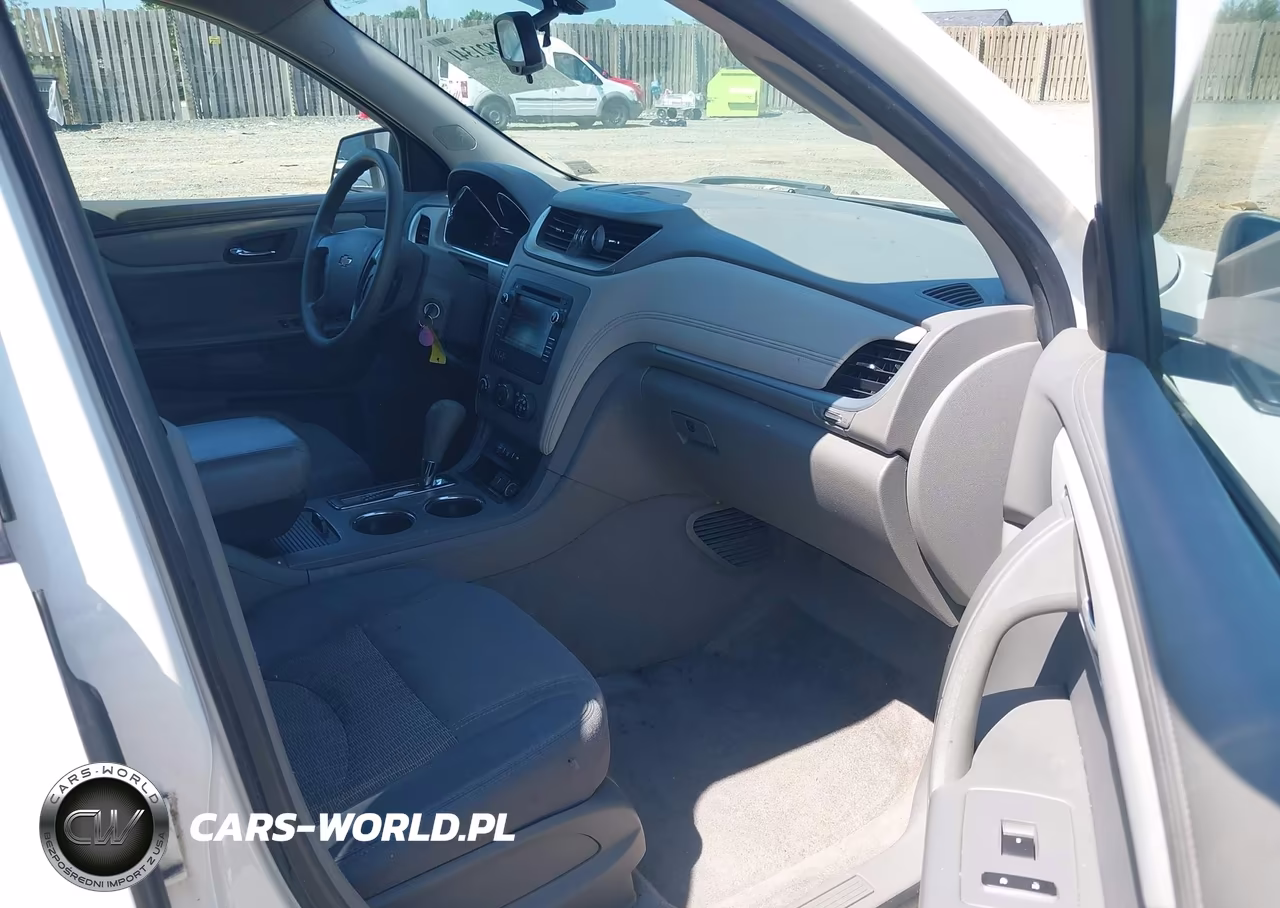 2015 Chevrolet Traverse Ls VIN:1GNKRFED9FJ308002 - 5
