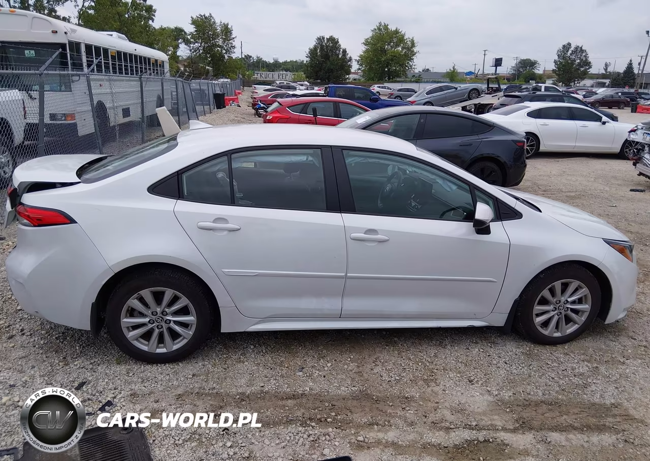 2024 Toyota Corolla Le VIN:5YFB4MDE8RP199666 - 13