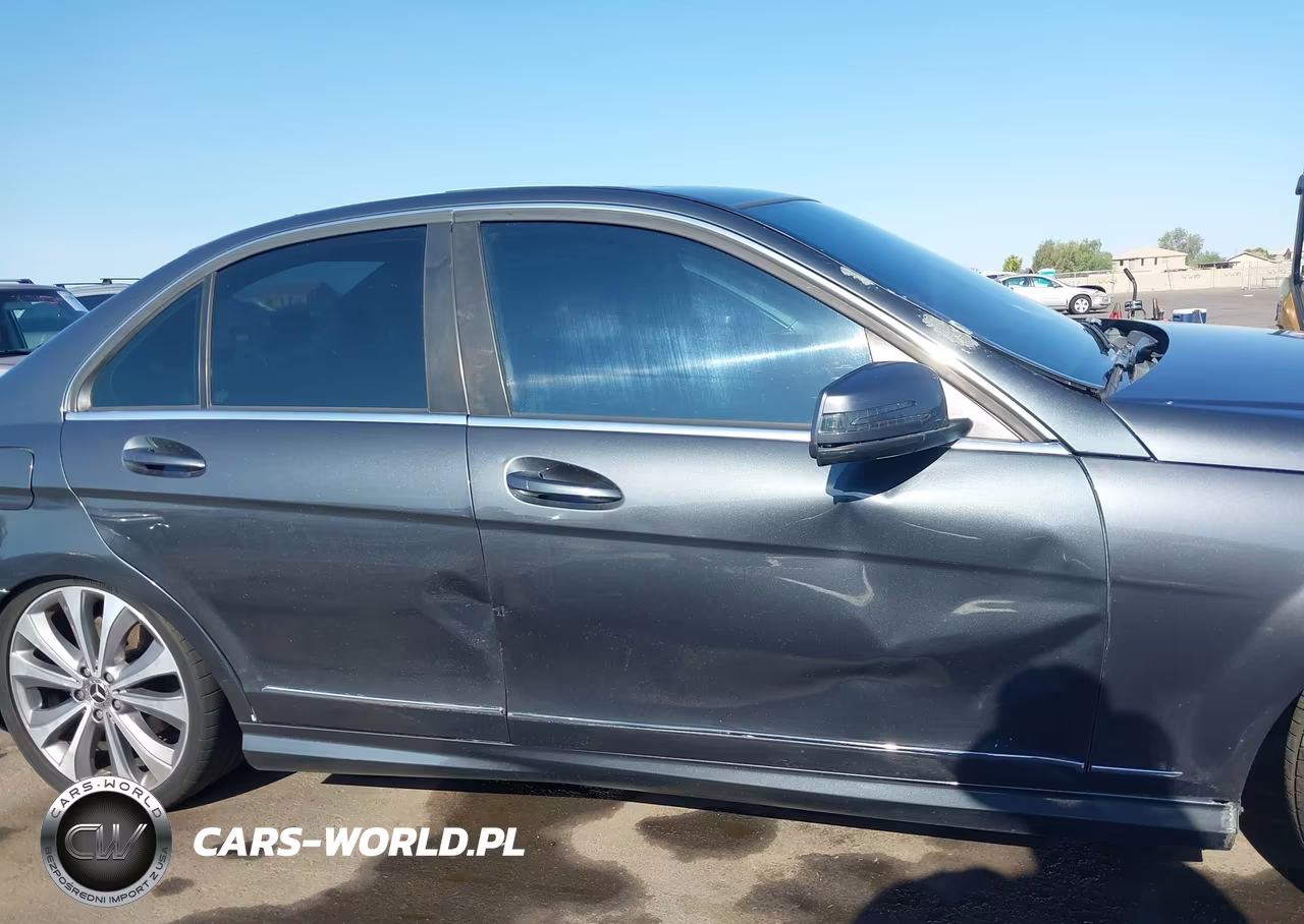 2014 Mercedes-Benz C 250 Sport VIN:WDDGF4HBXEG239568 - 13