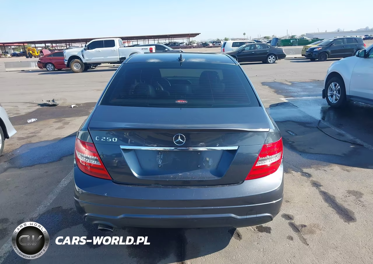 2014 Mercedes-Benz C 250 Sport VIN:WDDGF4HBXEG239568 - 16