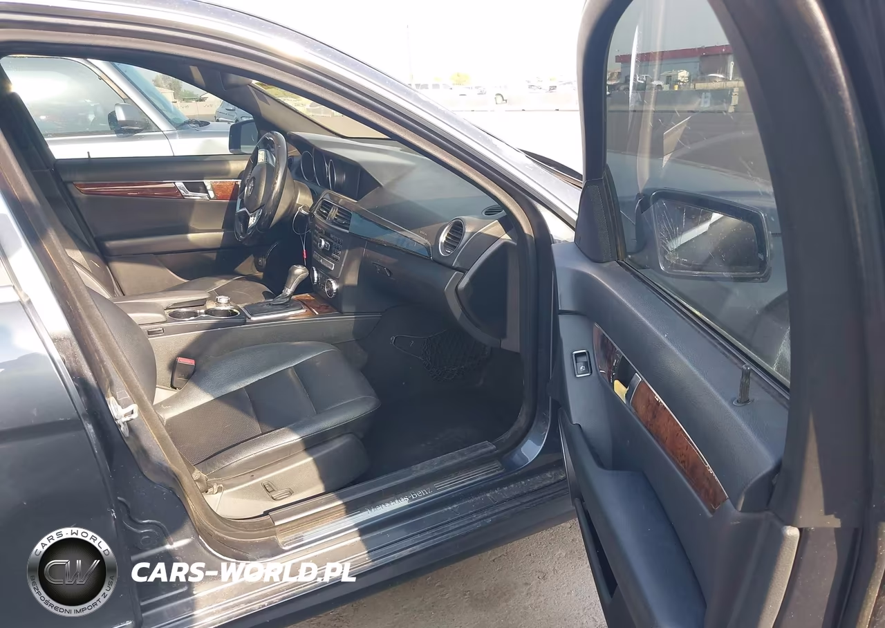 2014 Mercedes-Benz C 250 Sport VIN:WDDGF4HBXEG239568 - 5