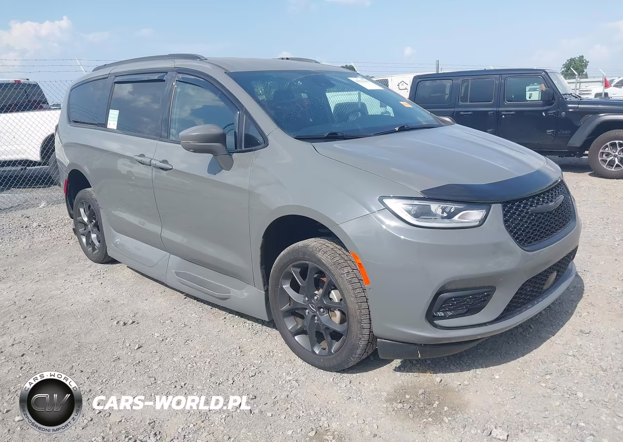 2022 Chrysler Pacifica Touring L VIN:2C4RC1BG8NR110127 - 1